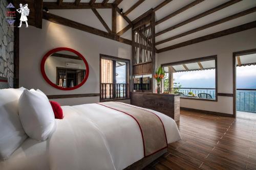 Guestroom, Sapa CatCat Hills Resort in Sapa