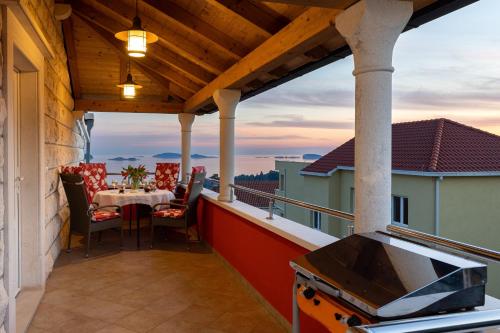  Apartments Subrenum, Pension in Mlini