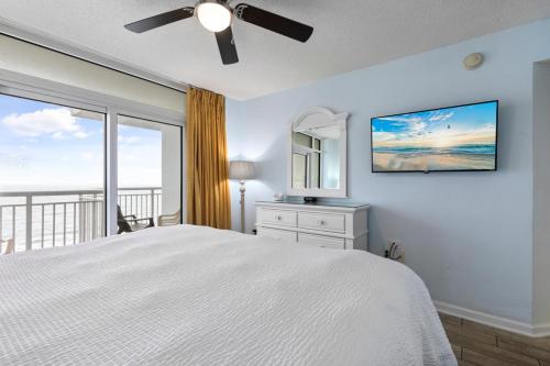 Breathtaking Oceanfront Condo Views w Pool | Atlantica Towers