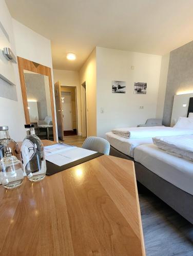 1 double bed