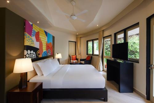 room detail thumbnail 0