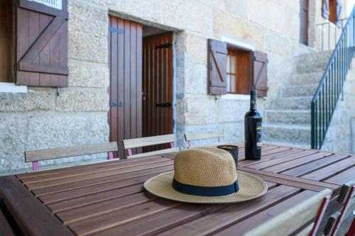 Casa das Caneiroas T2& T0 gîte à louer Renhadouro