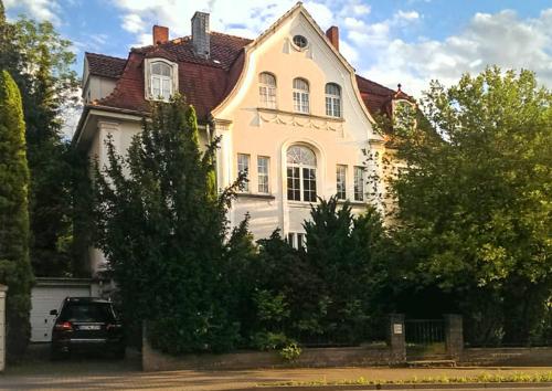 Weisse Villa App 2 - Apartment - Duderstadt