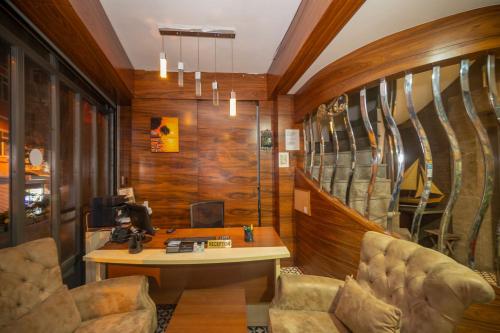 T頂層房公寓酒店 T-Loft Residence