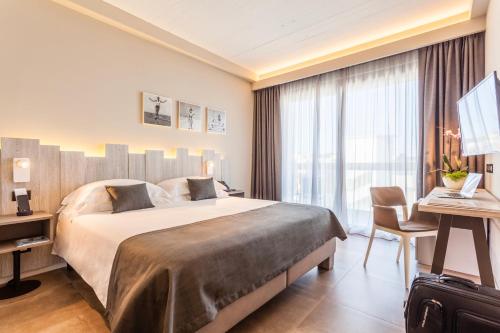 1 doppelbett oder 2 einzelbetten, seitlicher meerblick