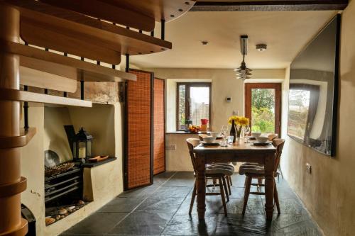 Finest Retreats - Dolwar Cottage