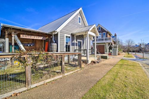 Cozy Carlton Landing Home - Near Lake Eufaula