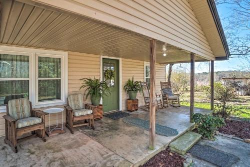 Wine Country Retreat with Fire Pit and Sunroom!