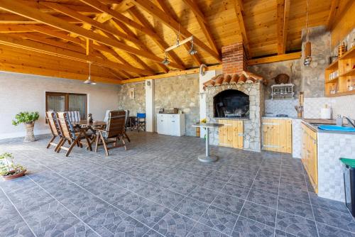 Apartments Josip - image 14