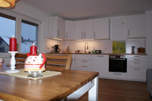 Kitchen, Ferienwohnung Zum Kirschhof in Hofbieber