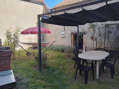 設施, Appartement le labyrinthe du peintre in 盧希蒙特方