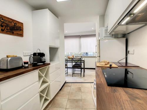 Apartment image 10