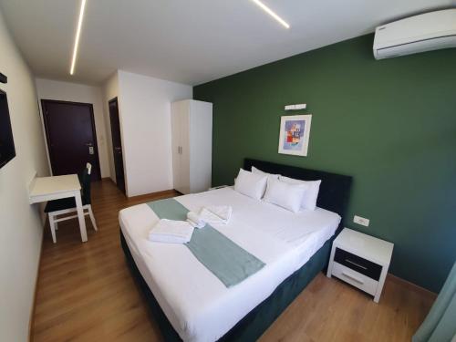 Hotel Camp Karagaq in Peje