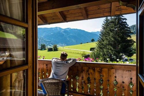 Bauernhofhotel "die Unterbergerin" - Zimmer mit Frühstück und Ferienwohnungen in Gastein mit GRATIS Thermeneintritt