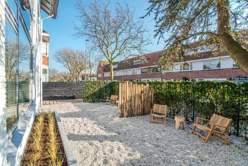 Marley’s Beachhouse - Luxury Guest Room with balcony in Zandvoort