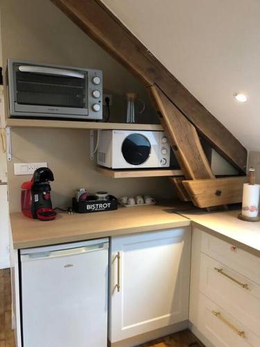 Logement à Brive, près du centre-ville et de la gare - Climatisation, fibre internet et stationnement gratuit, Brive-la-Gaillarde (foto 7)