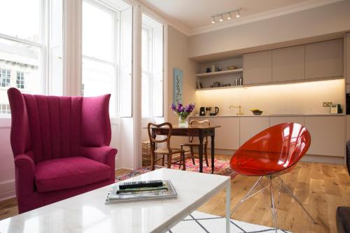 Picture of 1 Bed Georgian Apartment In Bath City Centre