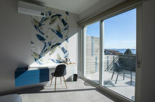 Double Room with Lake View