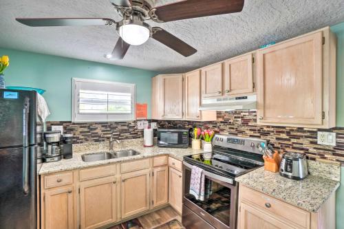 Sea Turtle Suite Condo with Clearwater Beach Views - image 6