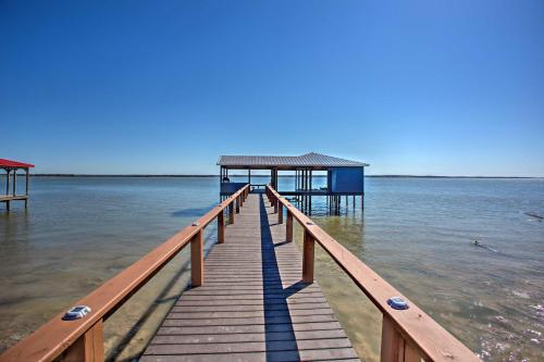 Lake Tawakoni Access Home with Game Room! in Mesquite (Texas)