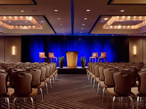 The Royal Sonesta Houston Galleria