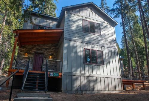 Boulder Ridge - Yosemite West