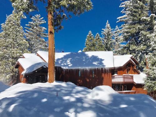 Four Seasons - Yosemite West