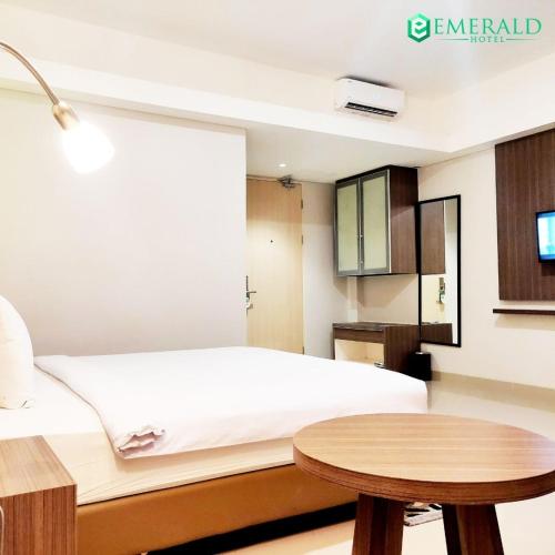 . Emerald hotel