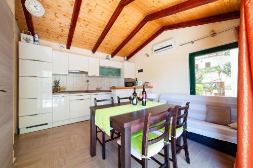 Superior Apartment image 4