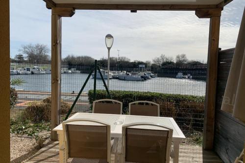 Nice apartment with GARDEN-TERRACE-VIEW and POOL gîte à louer Le Cap d'Agde