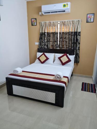 S4 Sruthi Service Apartments