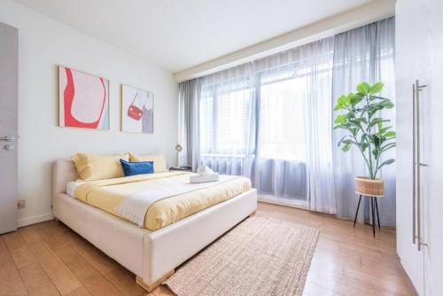 2min walk to Lot 10, 5 min to Pavillion 2BR 8-2 WIFI 100mbps, Kuala Lumpur