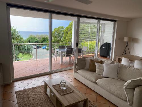 Aqua Promenade Beachfront Holiday Apartments - image 5