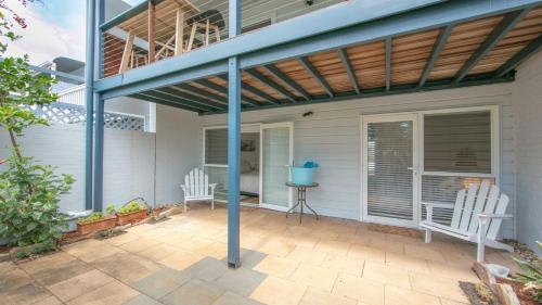 Apartment with Balcony image 4