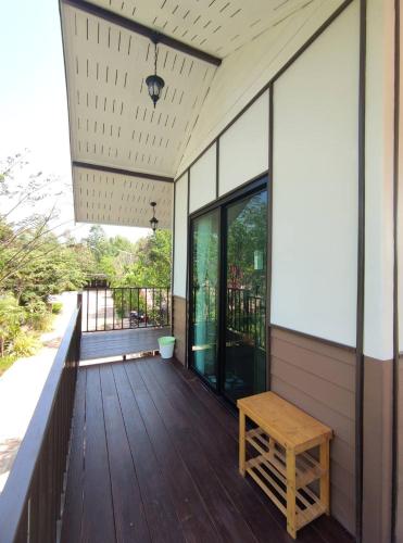 Morinaka Craftfe & Poshtel in พังโคน