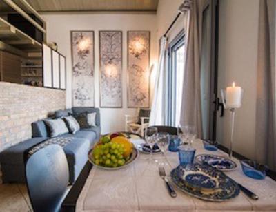 Domus Arch Suites gîte à louer Potamós