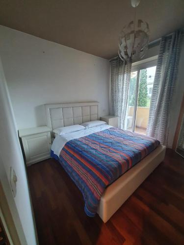 Jolie Maison