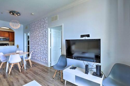 NEW! Luxury Condo, Min to DisneyConvention Center thumb 2