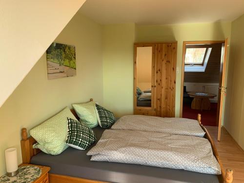 B&B Cassel - Ferienwohnung Buchenblick - Bed and Breakfast Cassel