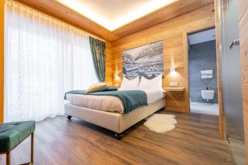 Chalet Imbosc'ché - 5 beautiful rooms in charming B&B chambre d'hôte Clevolo