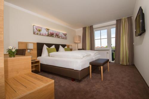 1 queen bed