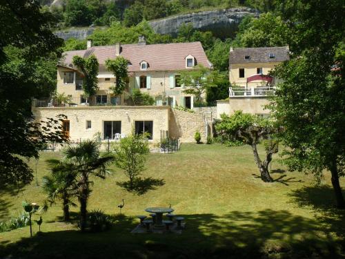 Chambres d'Hôtes & Gites Pouget - Les Eyzies-de-Tayac