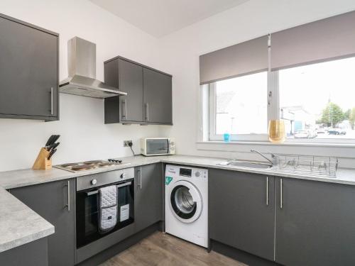 кухня, Annielea is a cosy 3 bed Cottage in Helensburgh in Хеленсбург