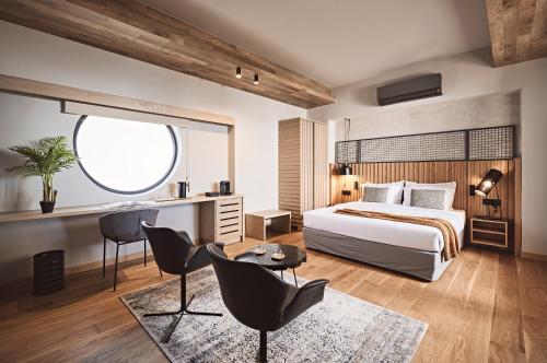 Cama Luxury Suites Glyfada, Athen (Foto 10)