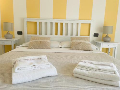 Deluxe Apartment image 2