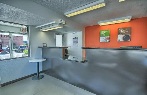 ล็อบบี้, Motel 6 Lima, OH in ลิมา (OH)