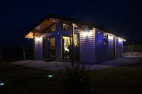 Exterior view, West Horizon holiday cottage in Achmelvich