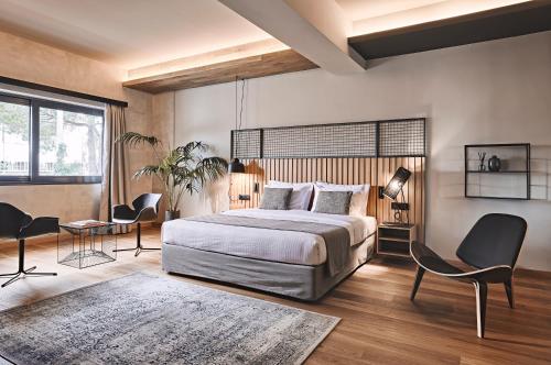Cama Luxury Suites Glyfada, Atény