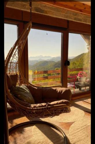 house on the hill, Cetinje (fotografie 10)