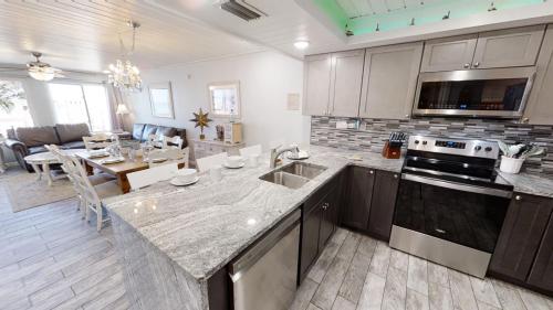The Shores Townhouse 152 - image 36